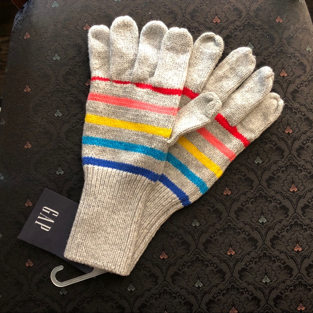 ♥️ Brand new GAP grey/striped texting gloves
